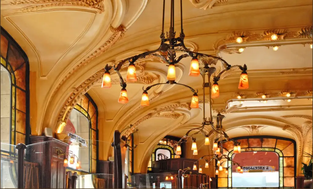 A chandelier design used for interior decoration.